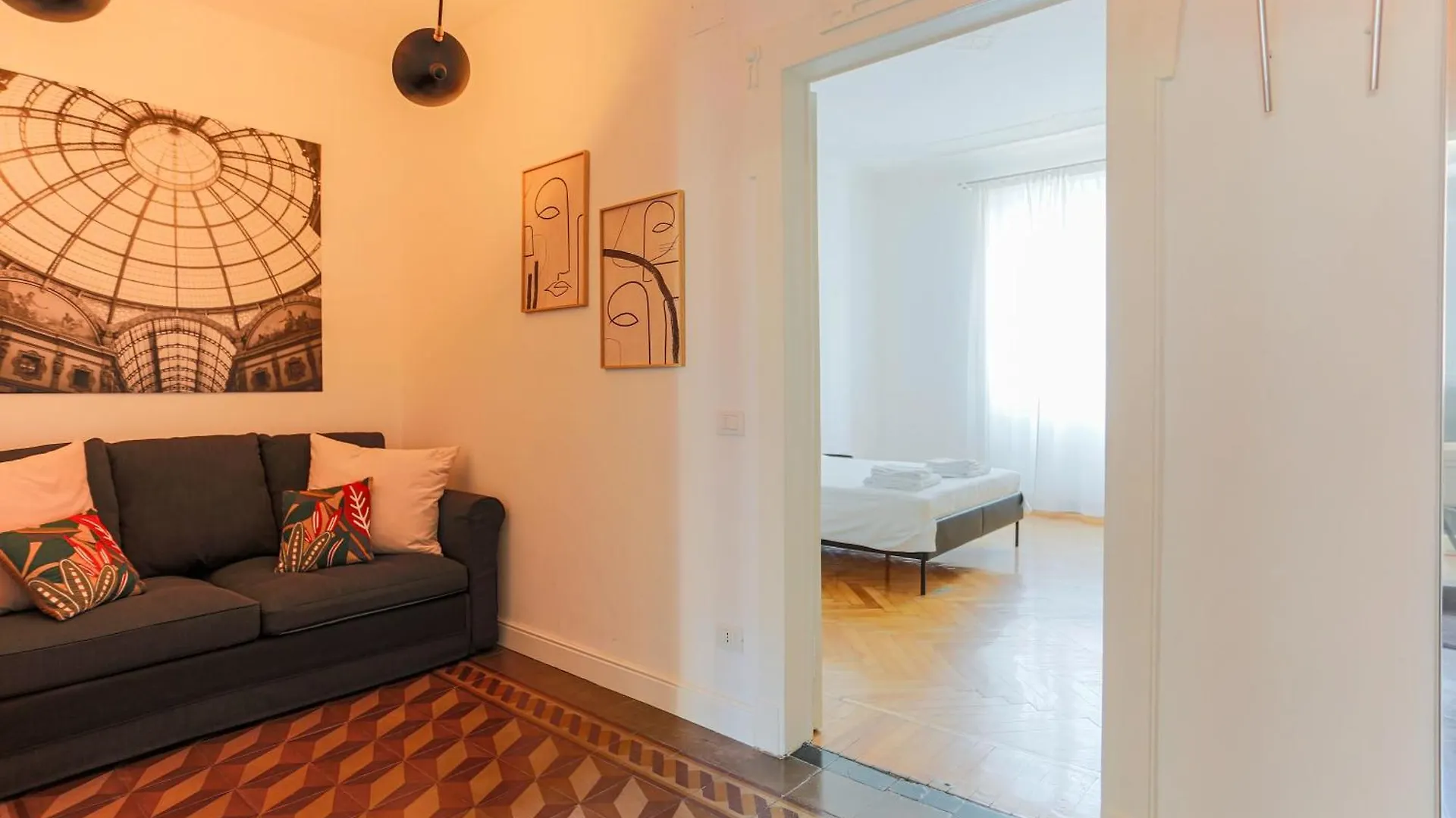 Settembrini Apartment - Central Station Milan Italy