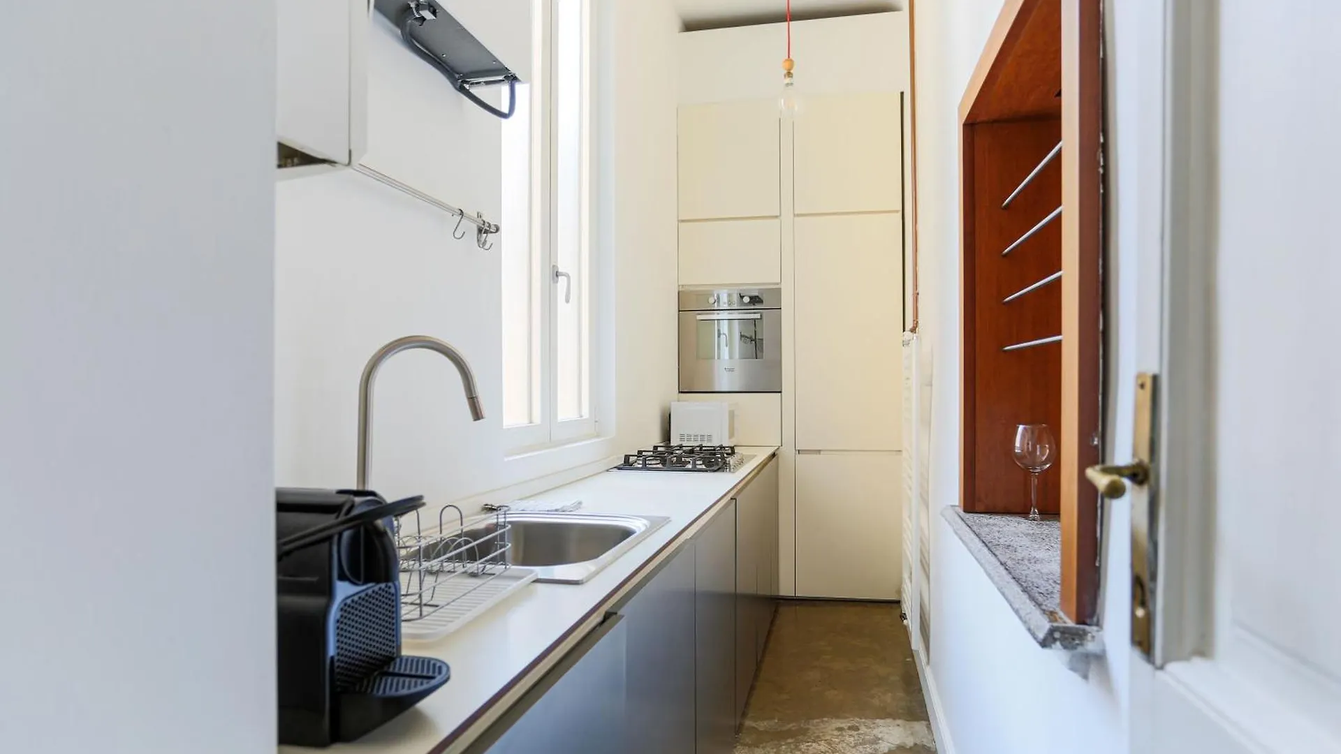 Settembrini Apartment - Central Station Milan
